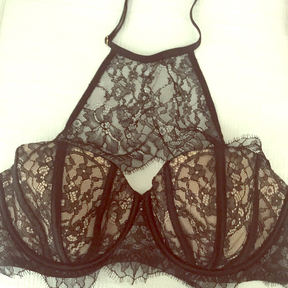 Victoria Secrets Very Sexy unlined Balconet